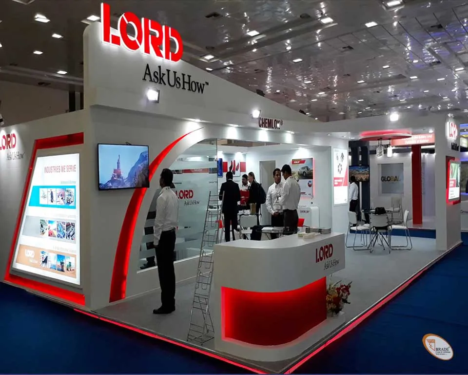 Compact exhibition stand with efficient use of space and design